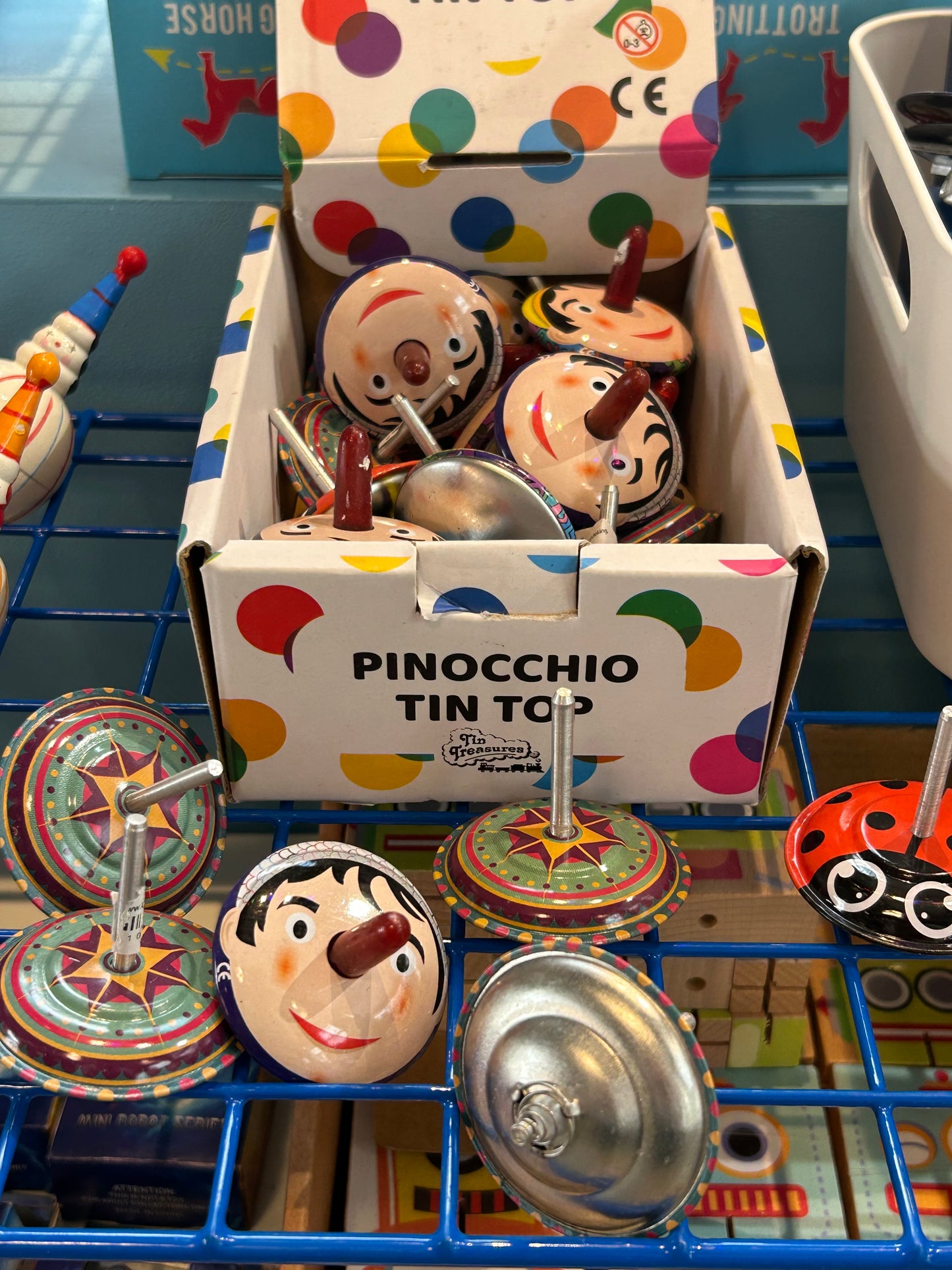 Peonza Pinocho · Protocol, New Vintage