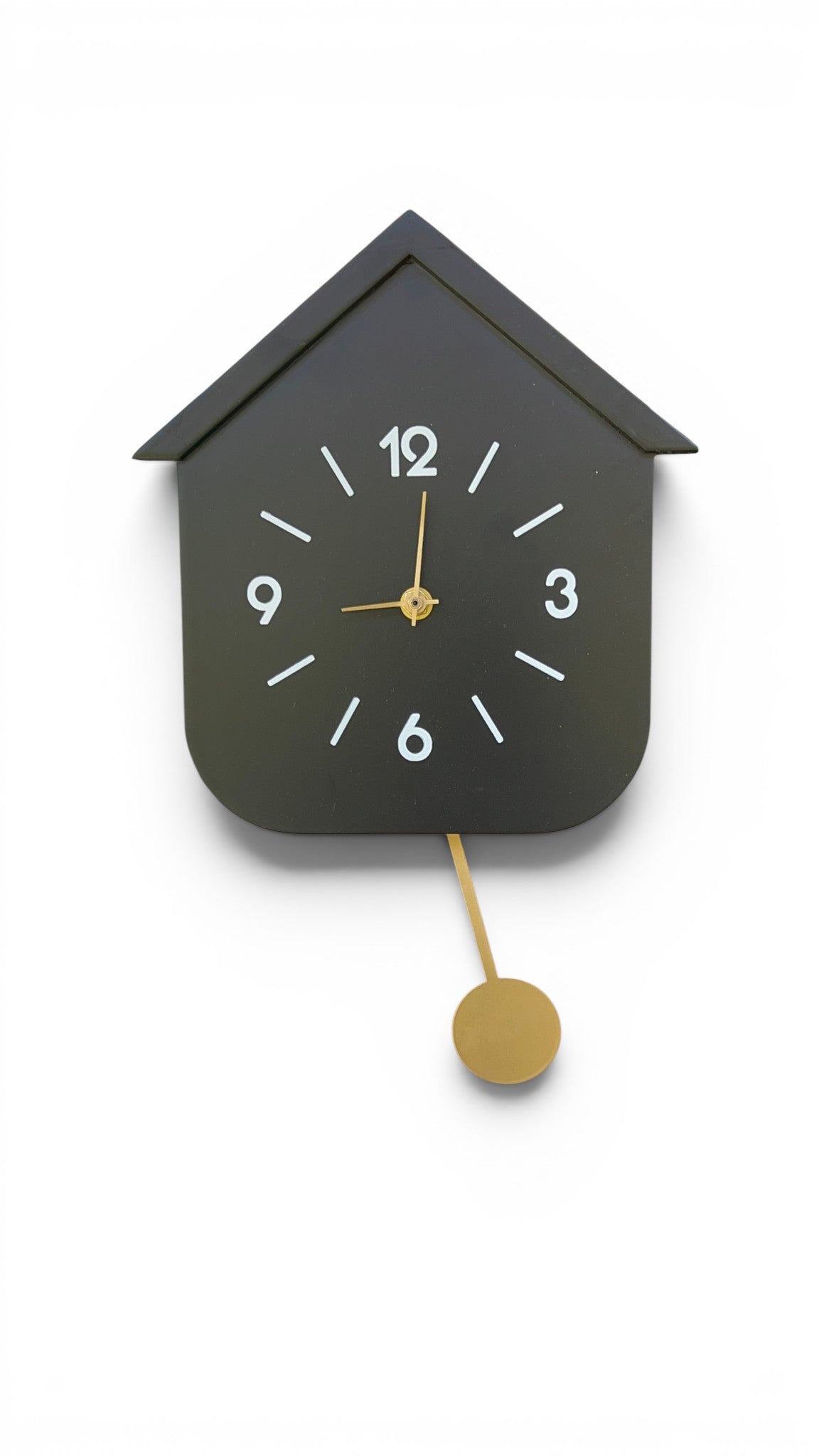 Reloj de pared casita con péndulo