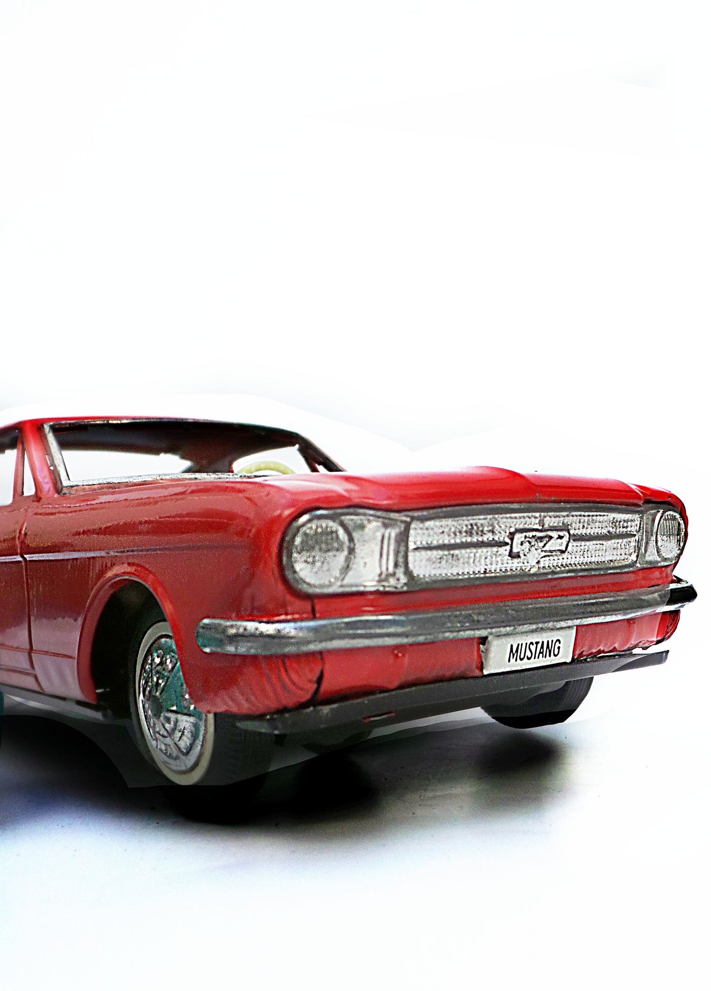 Mustang hojalata con mando · Ideal Argentina 60s