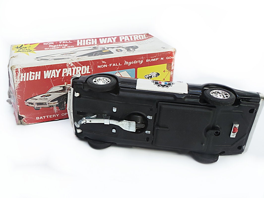 High Way Patrol · Policía hojalata Taiyo