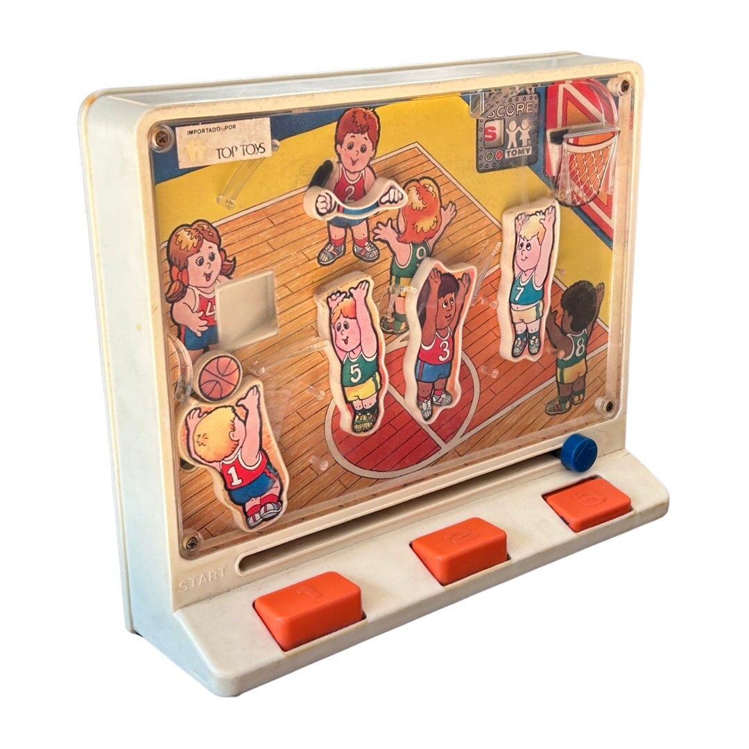Juego de baloncesto TOMY 1978 funcionando