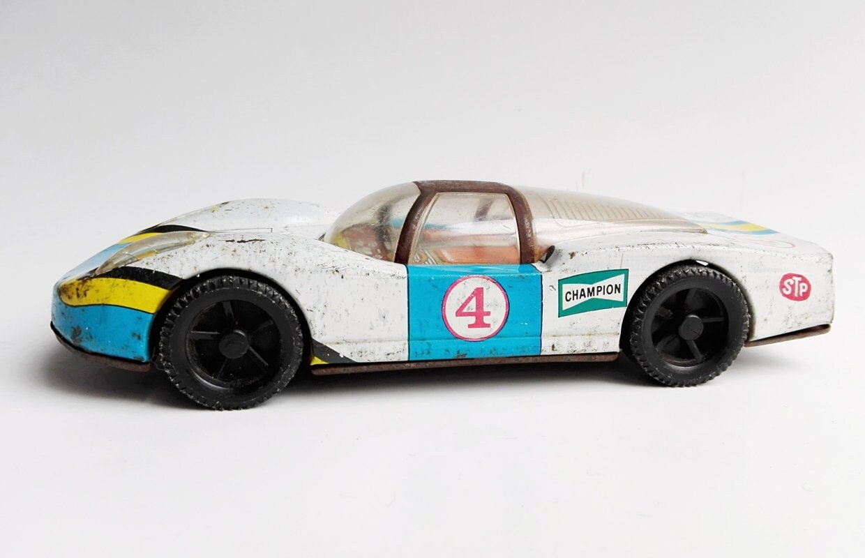 Porsche de carreras hojalata · Saxo Argentina 70s