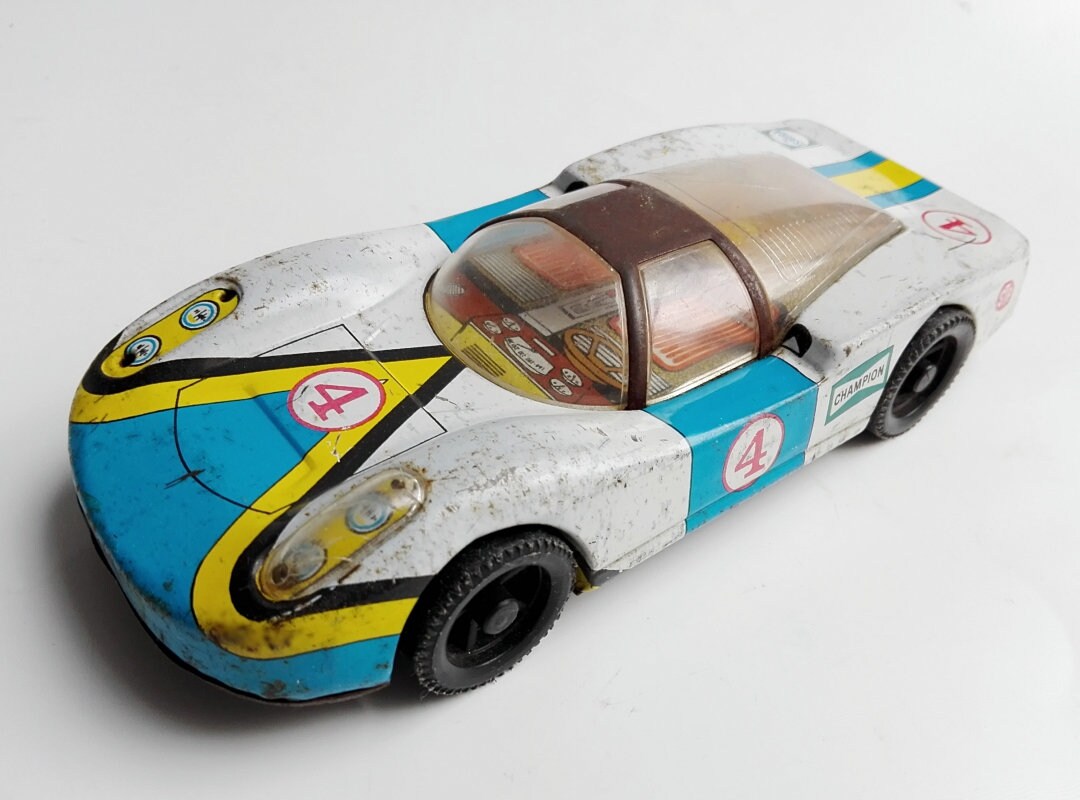 Porsche de carreras hojalata · Saxo Argentina 70s
