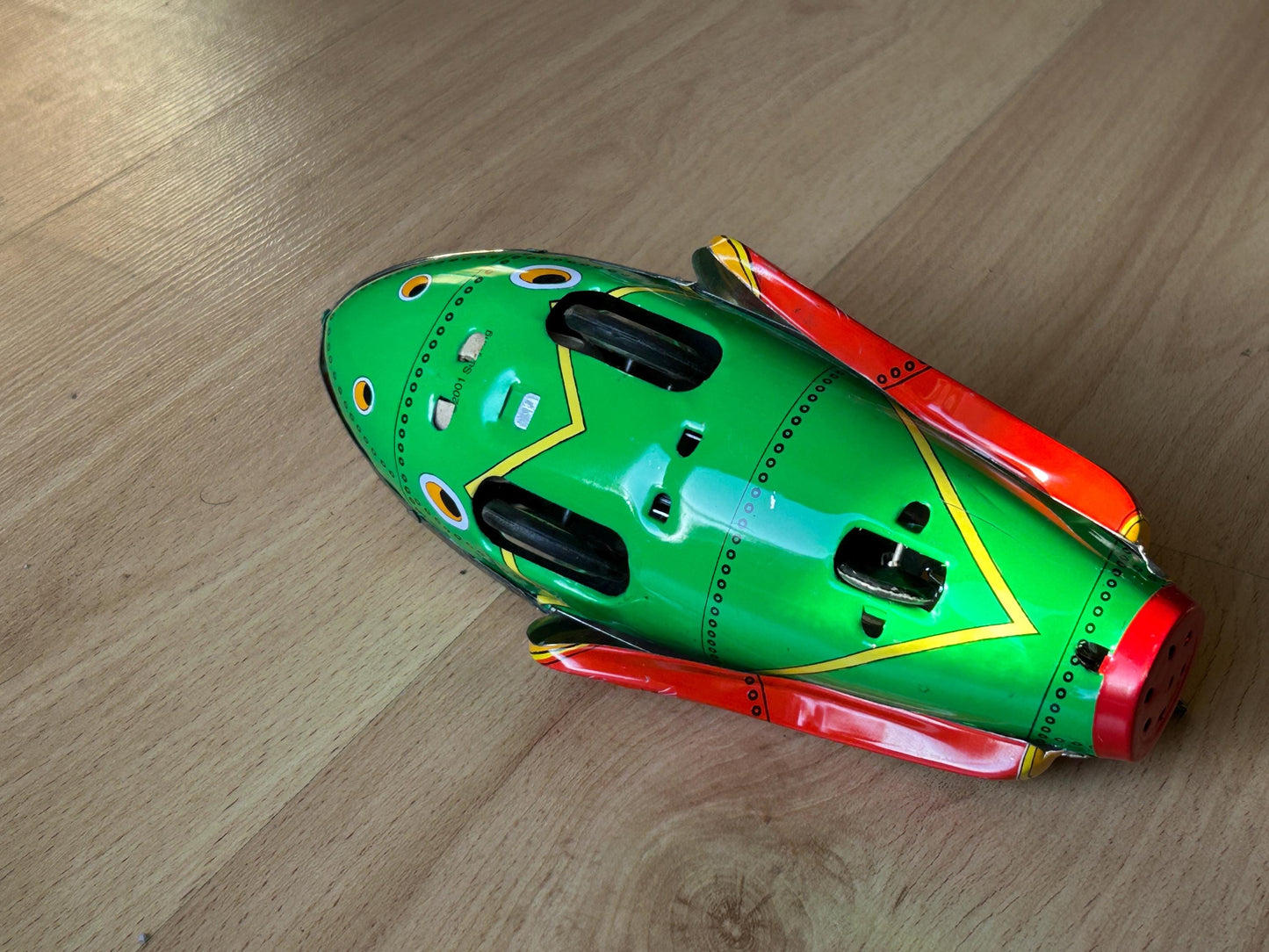 Rocket Racer · Cohete hojalata a fricción