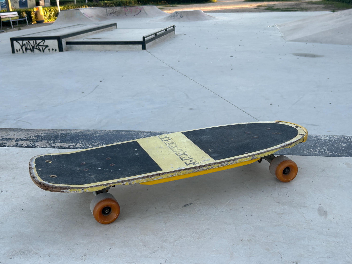 SPEEDENT · Skateboard old school años 80s