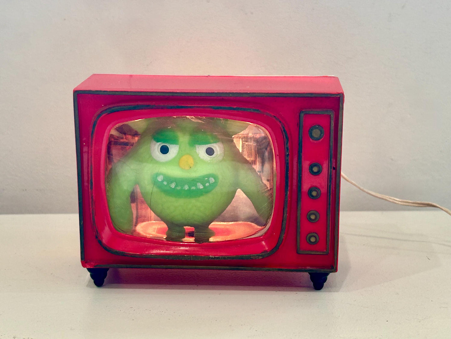 Custom Monster TV visor, deco kischt con luz.