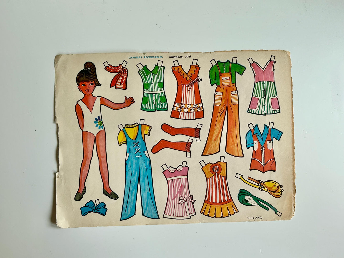 Láminas recortables Vulcano · Muñecas años 70s