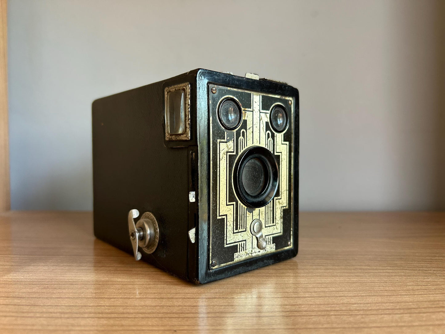 Cámara Kodak Six‑20 Brownie – Caja Art Decó – Años 40s – para Film 620