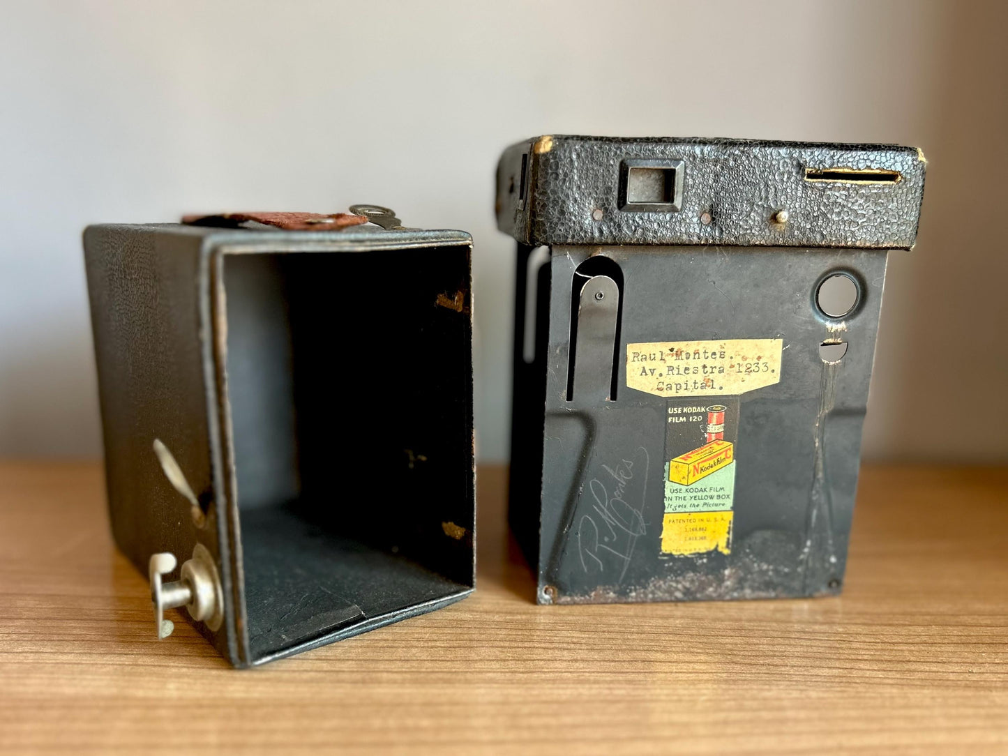 Kodak Brownie Six-20 B · Box Camera años 20-30s