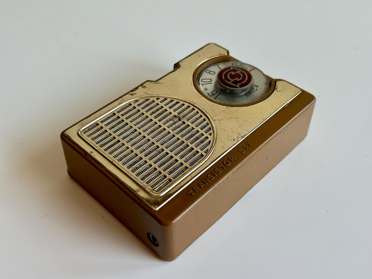Radio Spica Transistor Six · Argentina