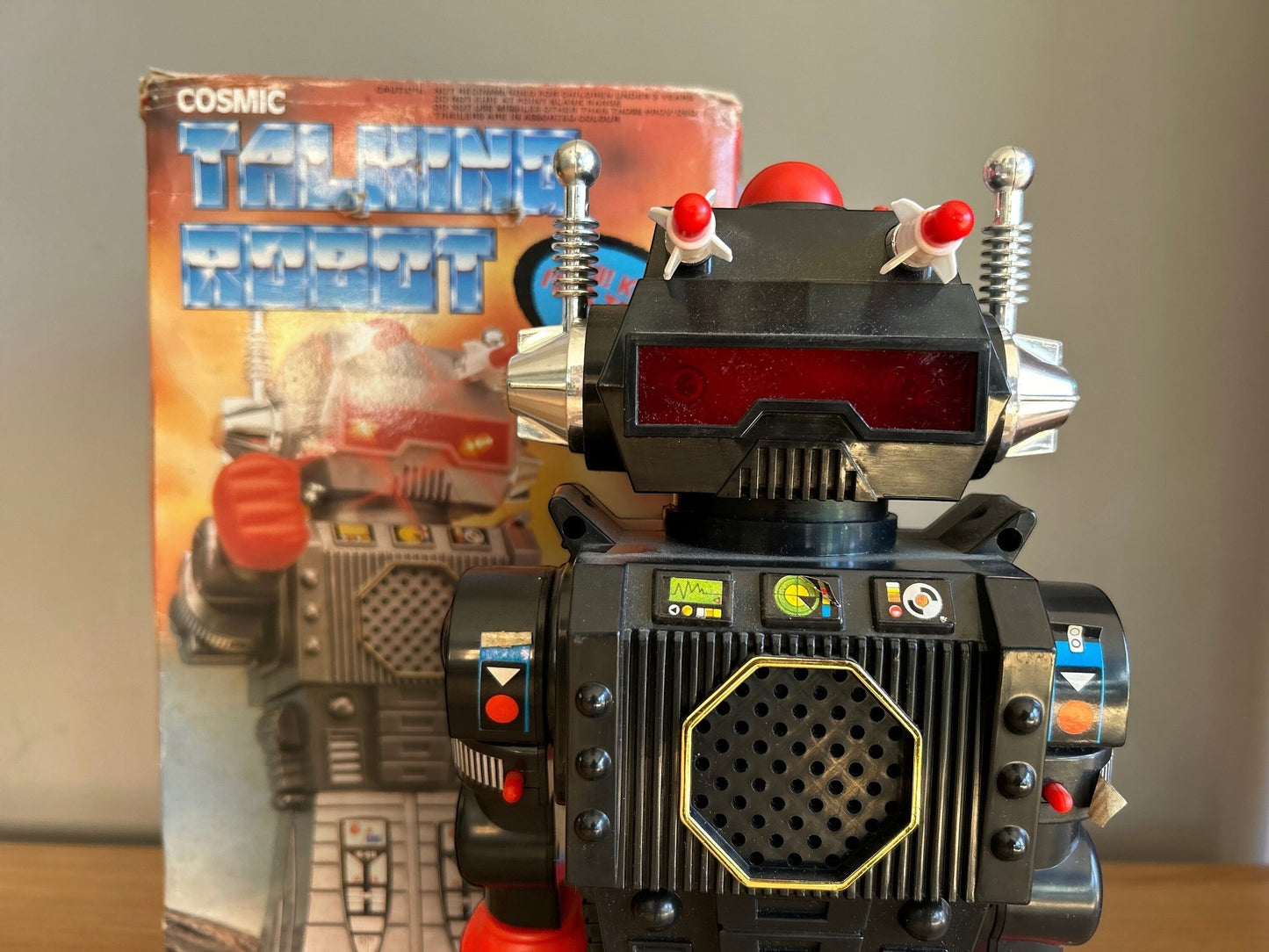 Cosmic Talking Robot · Bump'n Go años 80s