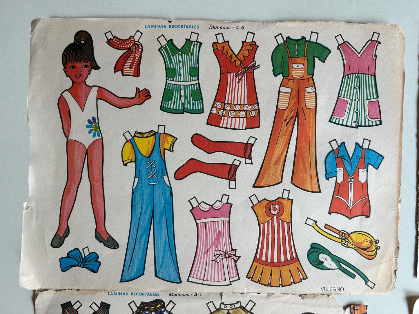 Láminas recortables Vulcano · Muñecas años 70s