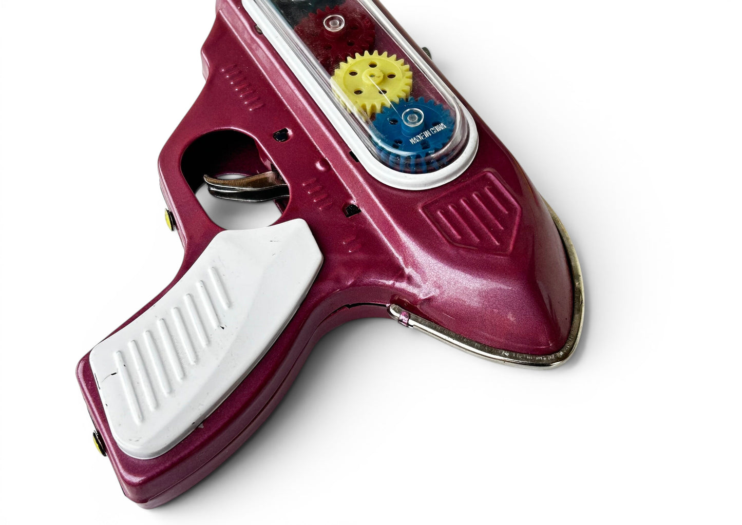Pistola espacial hojalata · Fricción años 70s