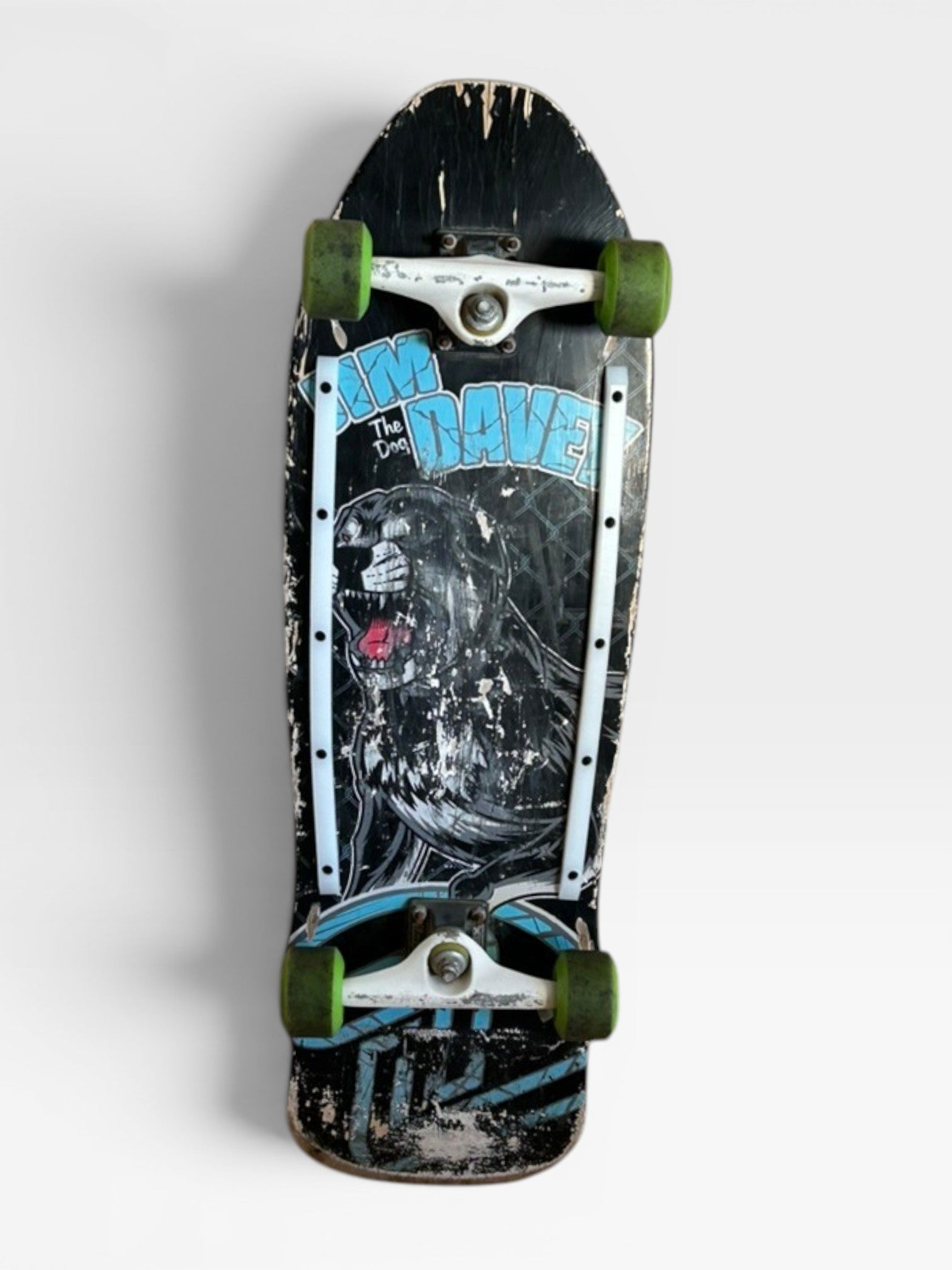 Skateboard Z-Flex Jim Davey The Dog de Retrópica Tienda, madera de arce canadiense con gráfico de perro y ruedas verdes